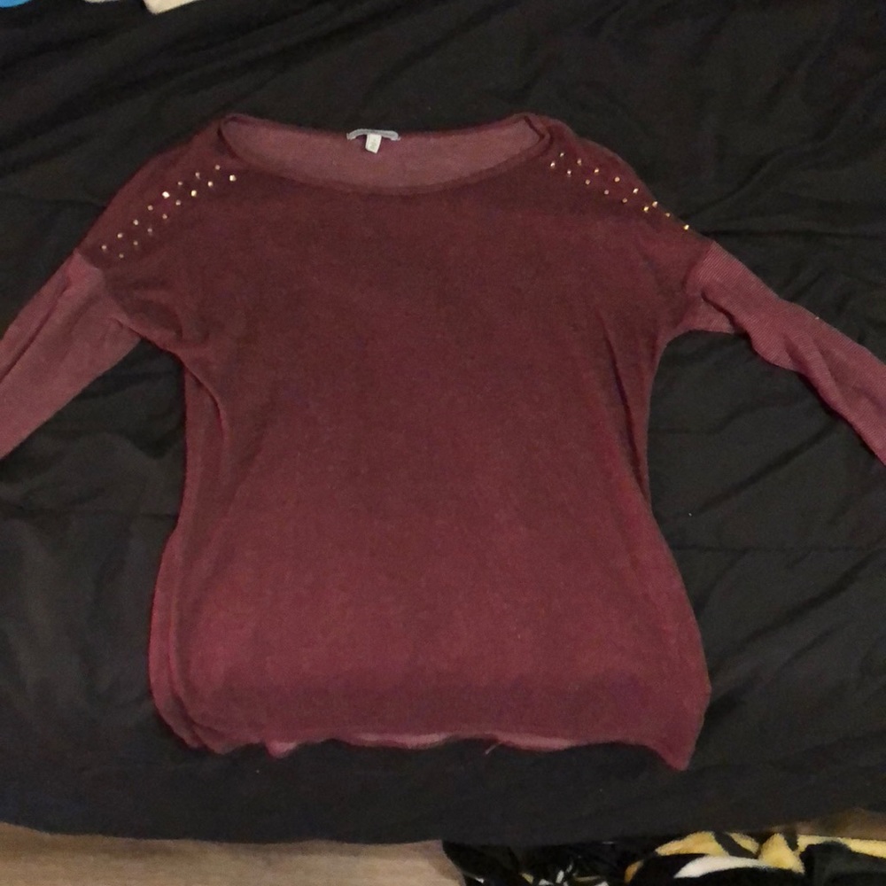 Quarter sleeve shirt